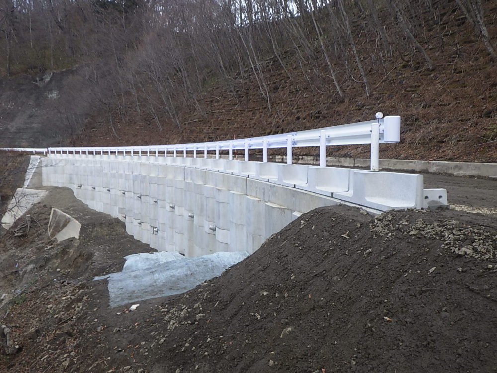 擁壁工事 栗山舘岩線その1(30国庫災・22)