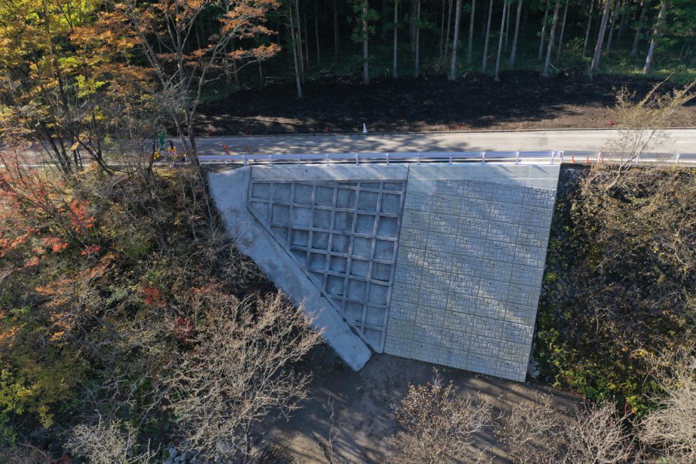 擁壁工事 栗山今市線その1(道保全単)