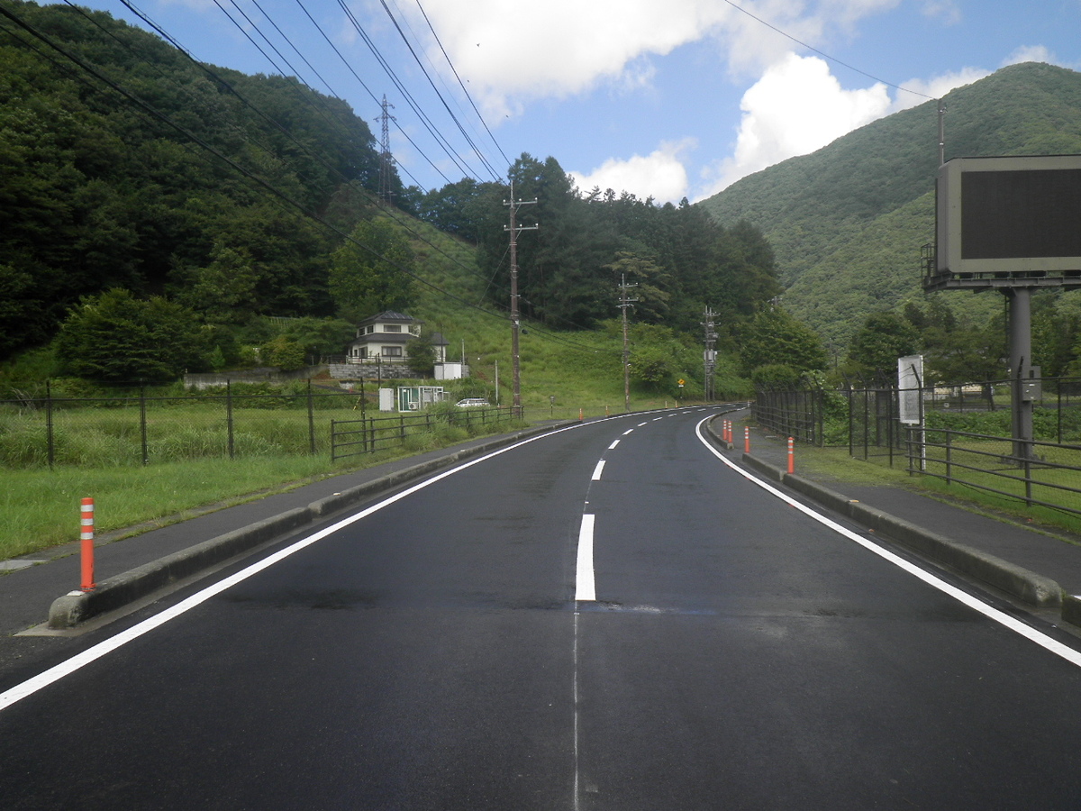 舗装修繕工事黒部西川線その11